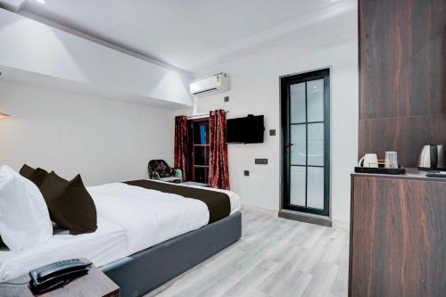 Karol Bagh Hotel | Collection O Karol Bagh