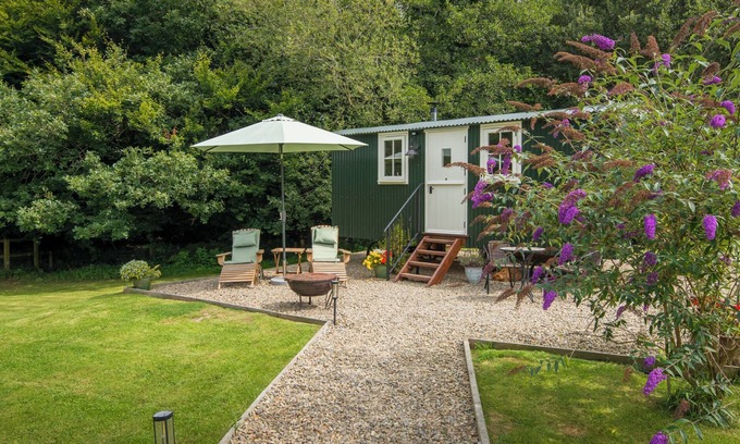 Oakford Cottage | COLLEN, pet friendly, with open fire in Aberaeron