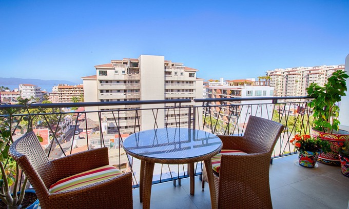 Emiliano Zapata Condo | Colorful Condo, Partial Ocean View | GYM POOLS BBQ