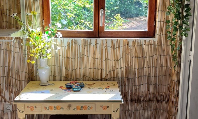 Cormatin Bed & Breakfast | Colors of life - Chambre Jaune