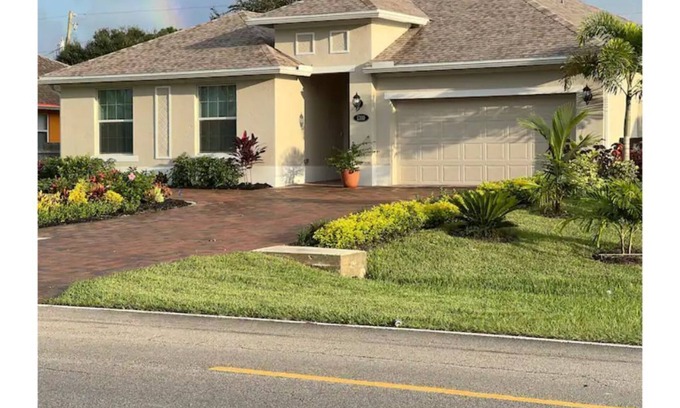 Port Saint Lucie House | Come experience it for yourself,words alone wont do justice to describe our home