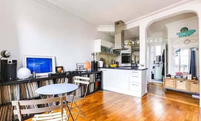 19th Arrondissement Apartment | Comfort and tranquility near the Canal de l’Ourcq