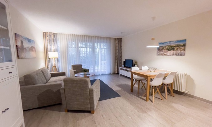 Binz Apartment | Comfort apartment with 1 bedroom and terrace on the first floor
