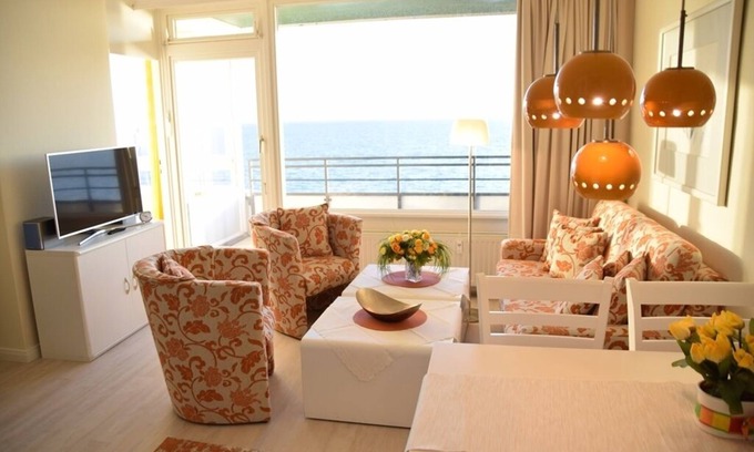 List Apartment | Comfort apartment right by the sea with panoramic views and garage in List