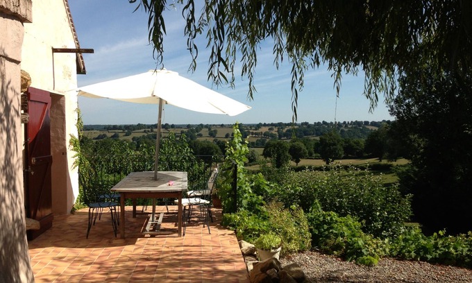 Buxieres-les-Mines House | Comfort family house with impressive views
