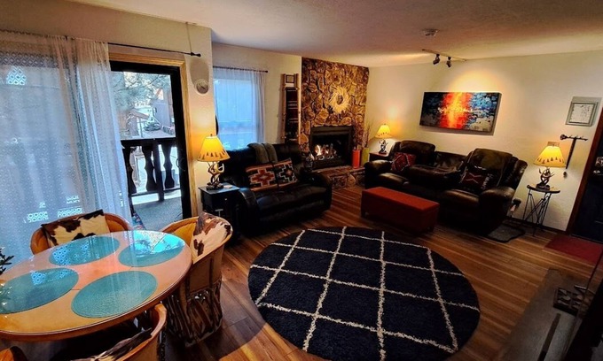 Angel Fire Condo | Comfort, Garage Use, Well Stocked, Near Resort.