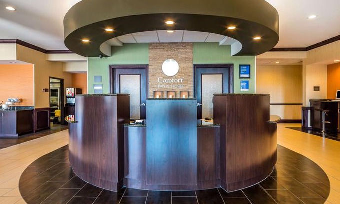 Moore Hotel | Comfort Inn and Suites Moore - Oklahoma City