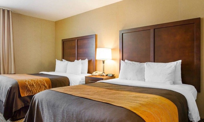 Moreno Valley Hotel | Comfort Inn & Suites Moreno Valley near March Air Reserve Base