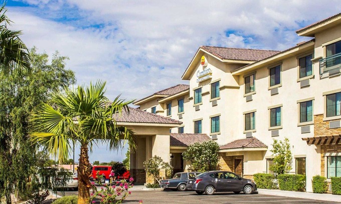 Fortuna Foothills Hotel | Comfort Inn & Suites Yuma I-8