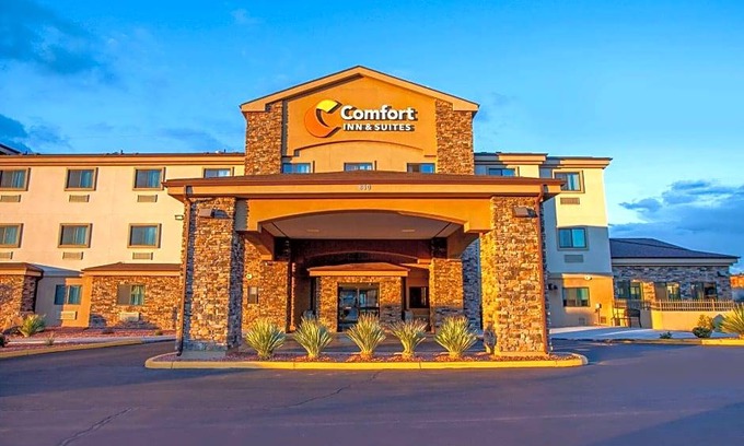 Page Hotel | Comfort Inn & Suites Page at Lake Powell