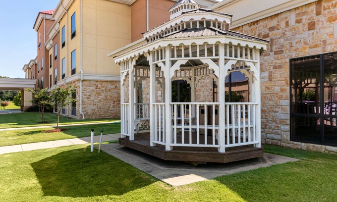 Forrest City Hotel | Comfort Suites Forrest City