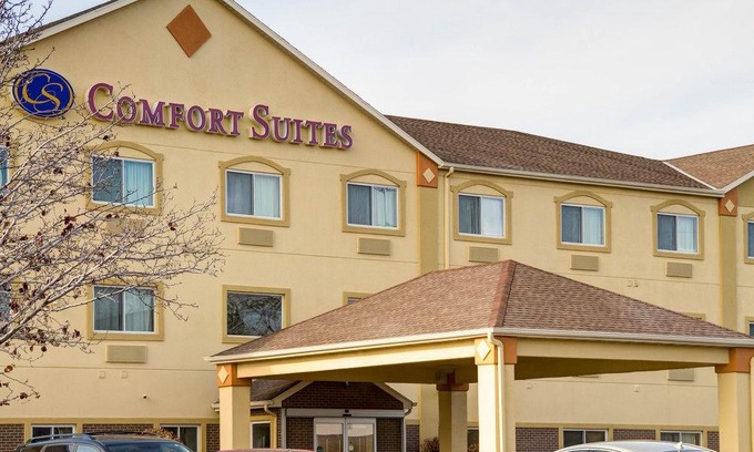 North Central Omaha Hotel | Comfort Suites Omaha