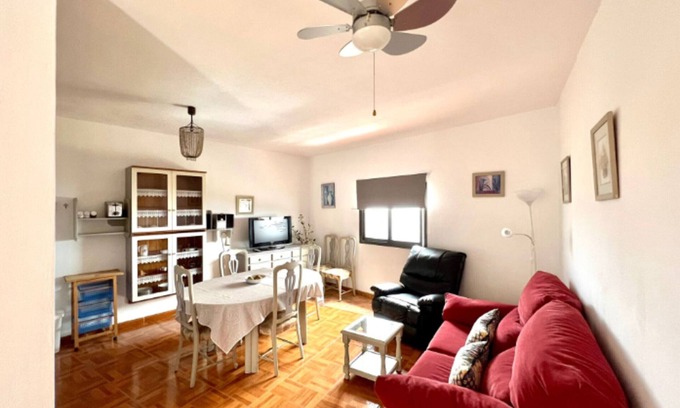 Valverde Ski Chalet | Comfortable 2 bedroom house with beautiful sea views