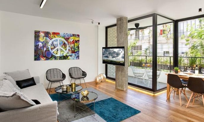 Tel Aviv Apartment | Comfortable 2BR in Hovevei Tsiyon 33 by Holyguest