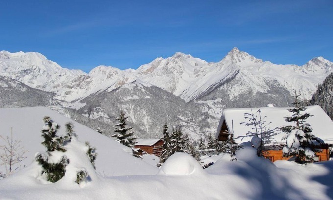 Valfrejus Apartment | Comfortable and cozy apartment 6/8 p - Cabin,