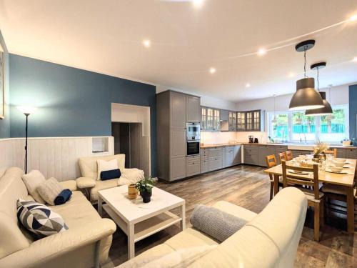 West Pomeranian Voivodeship Apartment | Comfortable apartment for 10 people with a private sauna, Kolobrzeg