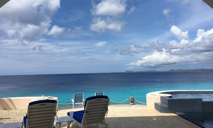 Belnem House | Comfortable, beautiful oceanfront home.