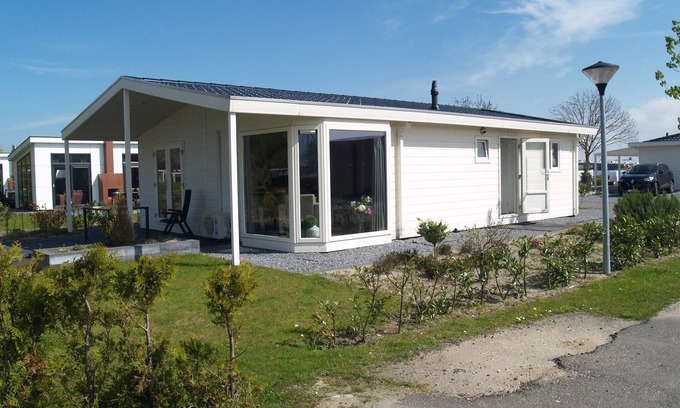 Langeberg House | Comfortable chalet near Brunssummerheide