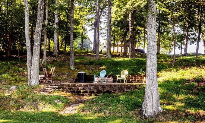 Dublin Cabin | Comfortable Family Getaway/Waterfront Claytor Lake 4BS8 - Lake House