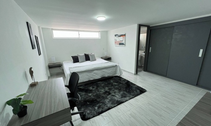 La Castellana Apartment | Comfortable Family Stay in Medellín – 3-Bedroom Laureles Apartment with Balcony