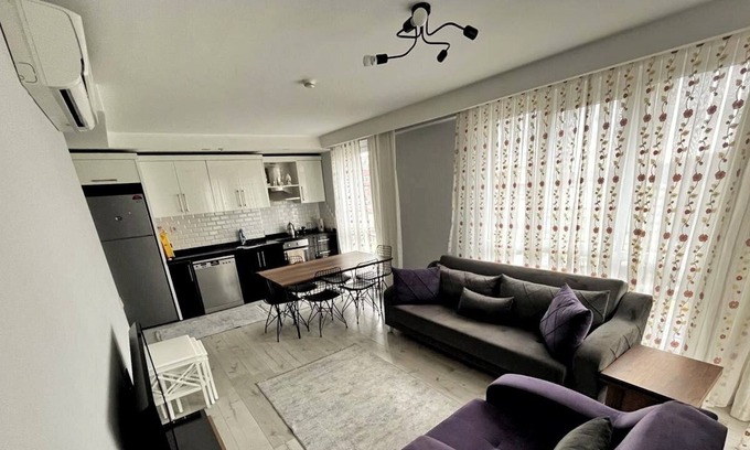 Celiktepe Mahallesi Apartment | Comfortable Flat in 4.Levent 7/24 Security Complex