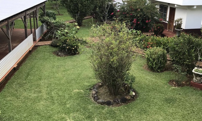 Moore Town Apartment | Comfortable Island Retreat, great spot 2 explore the area close to Long BayBeach