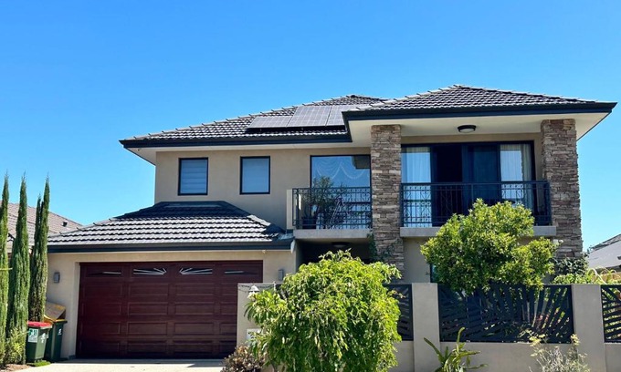 Stirling House | Comfortable Luxury Home