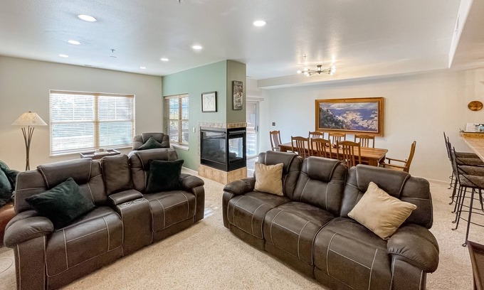 Fraser Condo | Comfortable mountain view condo with gas fireplace, W/D, & patio