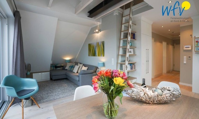 Juist Apartment | Comfortable penthouse apartment with sunny south-facing balcony!