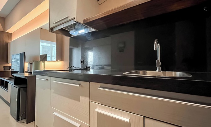 Pagedangan Apartment | Comfy and Spacious Studio Apartment Carstensz Residence