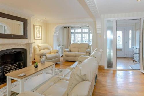 Reading Villa | Comfy Home- Coley Park