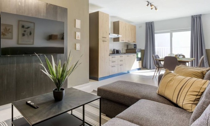 Pieta Apartment | Comfy living in central 2BR home with WIFI & AC