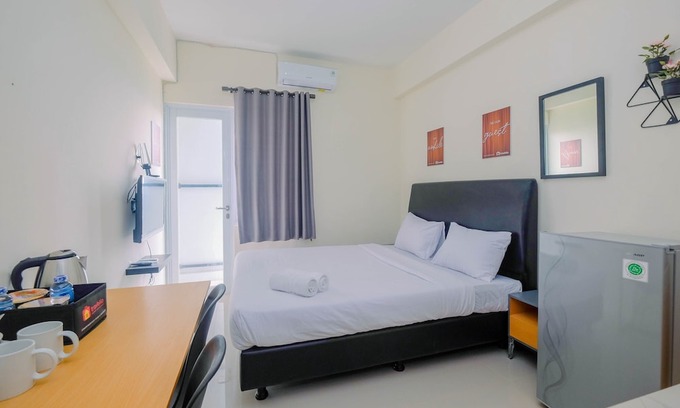 Bogor Hotel | Comfy Studio Bogorienze Resort Apartment Near the Jungle Fest by Travelio