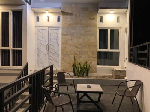 Oro Oro Ombo Villa | COMFY VILLA BATU Malang - Premium Modern Minimalis