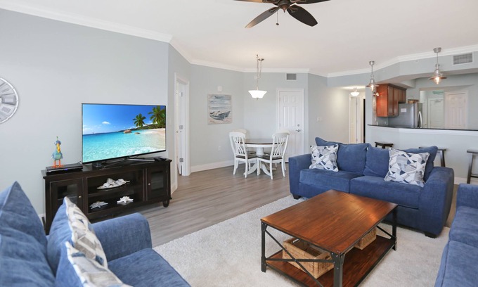 Mexico Beach Condo | Community Pool & Hot Tub, Near Beach ~ Paradise Shores 302