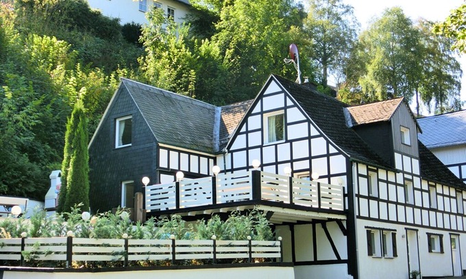 Oberkirchen House | Complete holiday house consisting of five units in a quiet, idyllic setting
