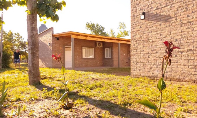 Partido de Coronel Dorrego House | Complejo La amarra