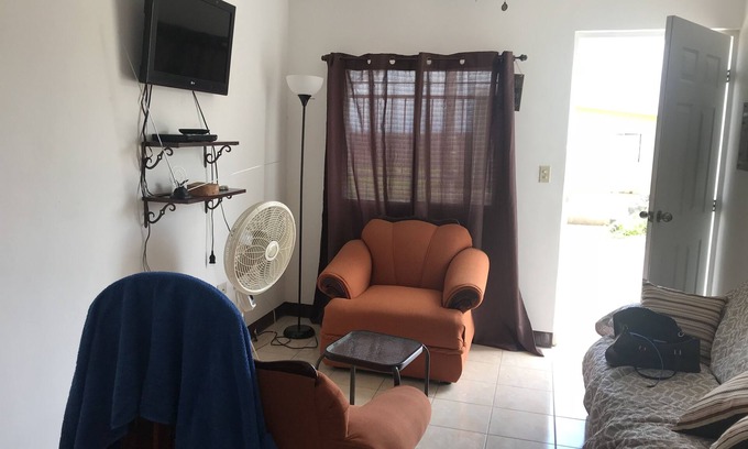 Managua House | Complete independent house, near the airport, old road to Tipitapa.