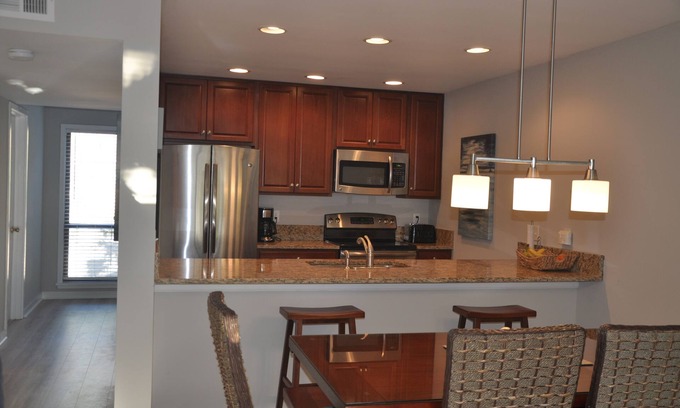 Palmetto Dunes Villa | Completely Renovated Top Floor Villa Steps To Beach