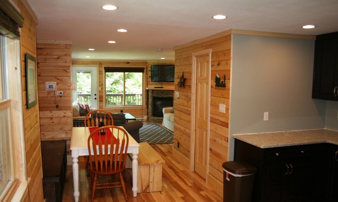 Snowshoe House | Completely Renovated Treetop Townhome Next To Village and Slopes.
