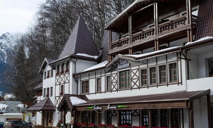 Busteni Hotel | Conac Bavaria