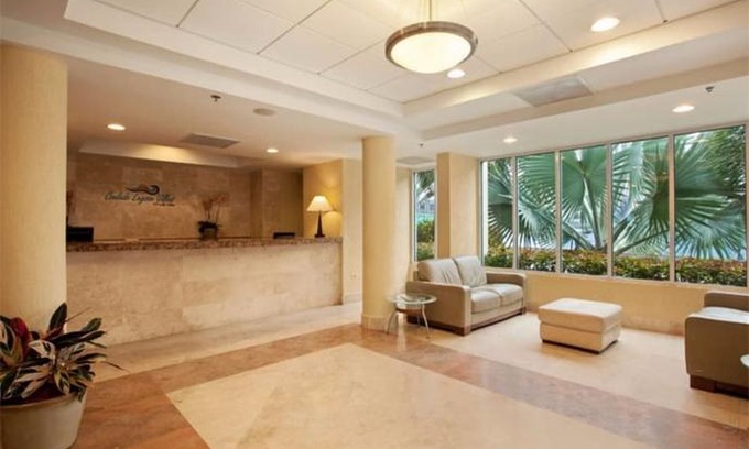 Puerta de Tierra Apartment | Condado Lagoon Villas at Paseo Caribe