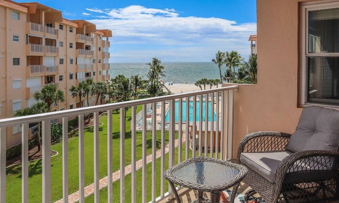 South Island Condo | Condo ∙ 2 bedrooms ∙ 4 guests
