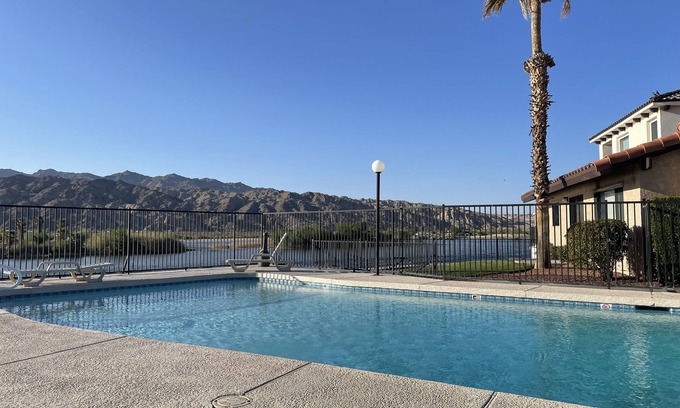 Bullhead City Condo | Condo in a Riverfront Complex