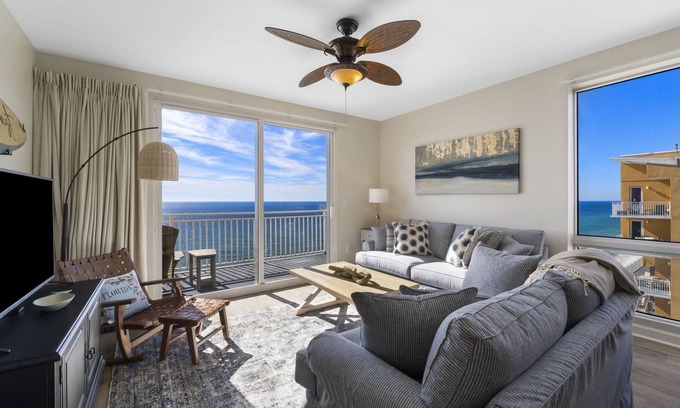 West Panama City Beach Condo | Condo in the Clouds Penthouse at Splash Resort