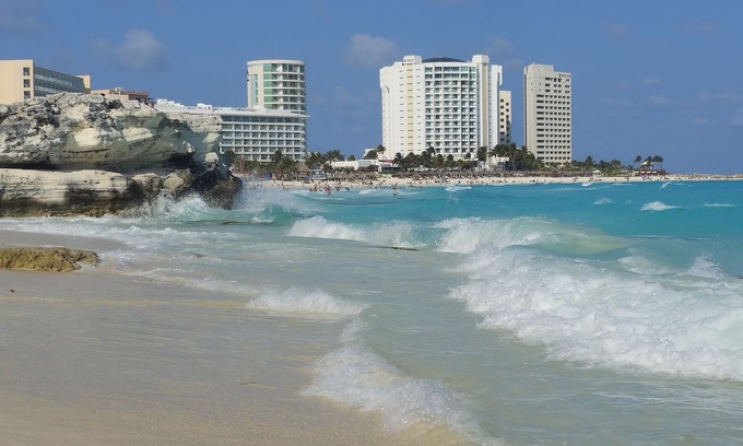 Punta Cancun Apartment | Condo Punta Cancun beach front