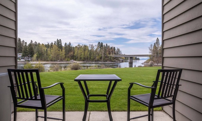 Bigfork Condo | Condo w/gorgeous views & walk-out patio - Updated Waterfront Marina Cay Studio