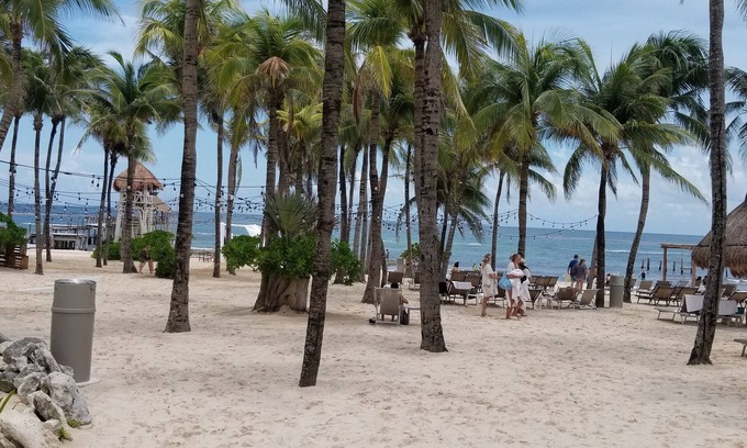 Villa Juarez Resort | Condo, with Jacuzzi and mini pool at porch. A beach nearby with lot of amenities