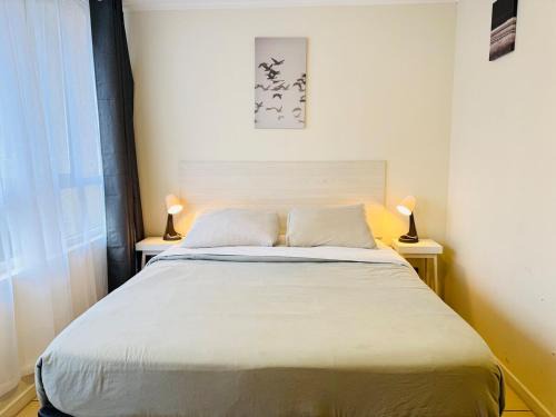 Las Rejas Apartment | Conectividad & Comodidad