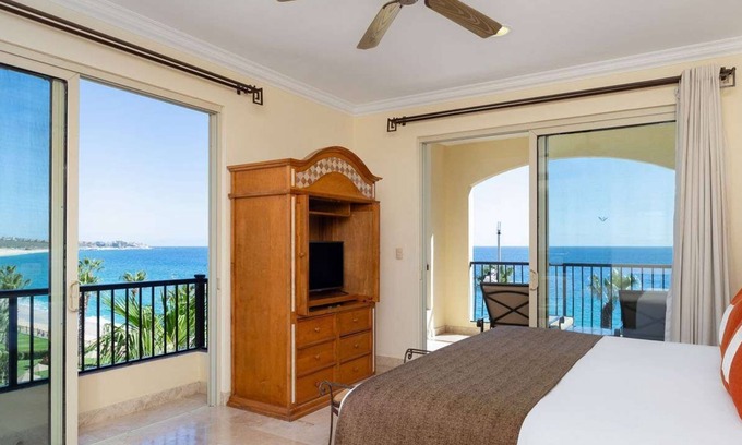 El Medano Ejidal Hotel | Confirmed reservation 2 bdrm suite at Villa Del Arco Great views, on the beach.